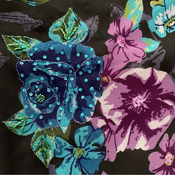 Connected Apparel Floral Slip Dress, Size Small - Picture 10 of 13